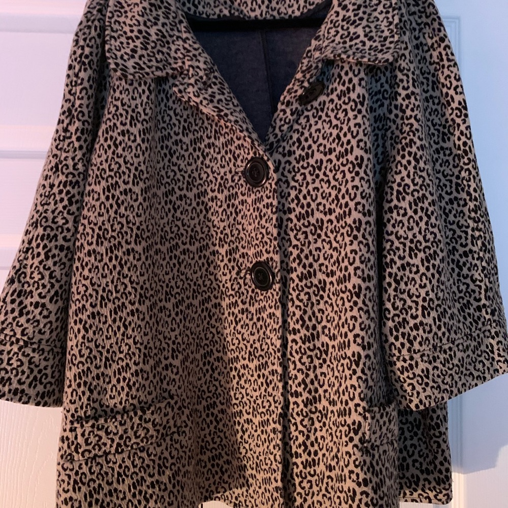 2 button swing jacket - Picture 2 of 2